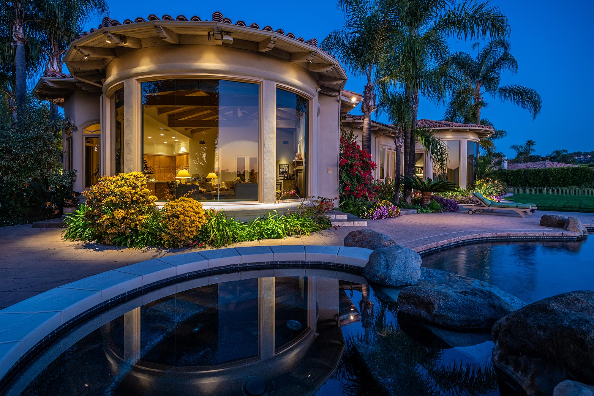 Rancho Bernardo Landscape Lighting - Pathway, Pool, Trees | Lighting  Distinctions, image size:2000x1333