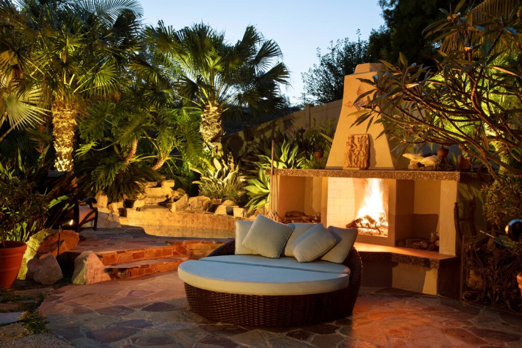 How to Use Landscape Lighting to Light Your Outdoor Patio and Beyond.jpg